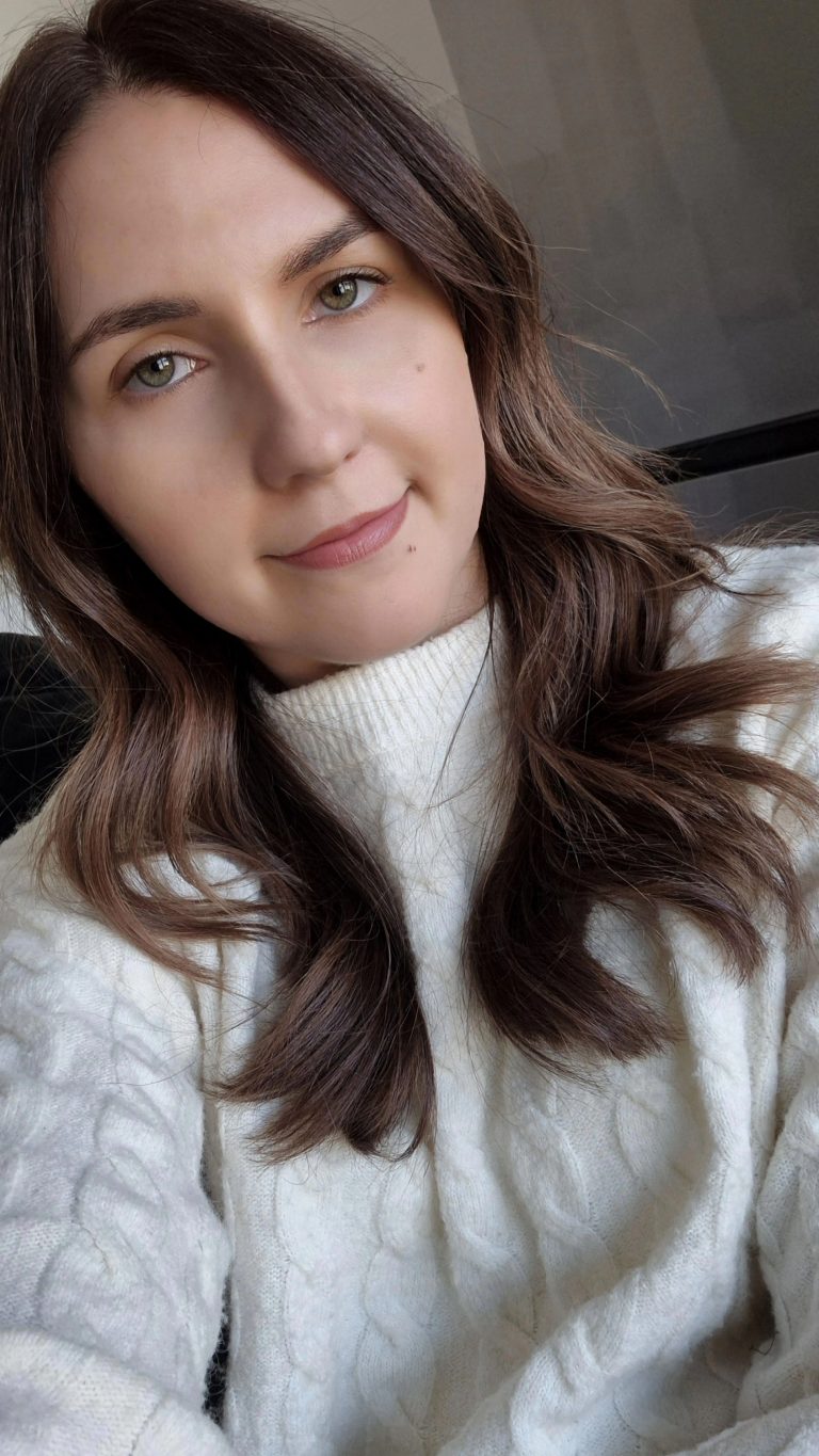 Tatiana, créatrice du blog beauté Tatiana Reviews