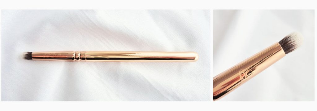 Petit pinceau boule pour un estompage précis dans le coin de l'œil.