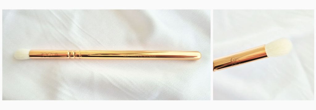 Pinceau estompeur classique pour créer des dégradés de fards à paupières.