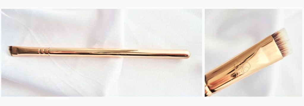 Pinceau sourcils rigide pour remplir et définir la ligne naturellement.