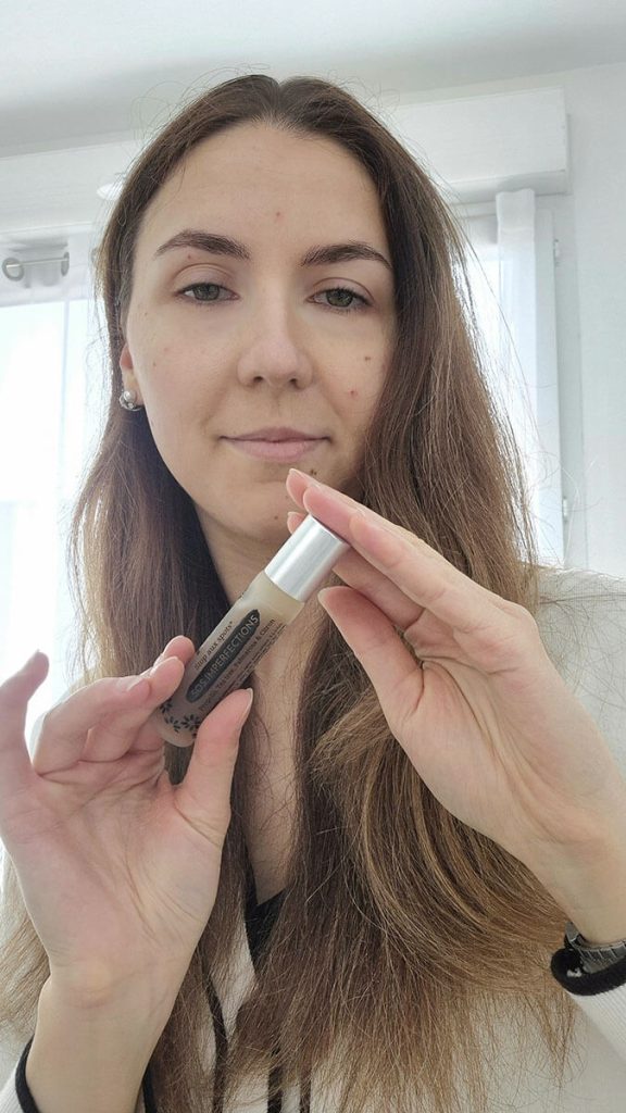 Avis et test du roll-on SOS imperfections Propolia pour acné adulte.