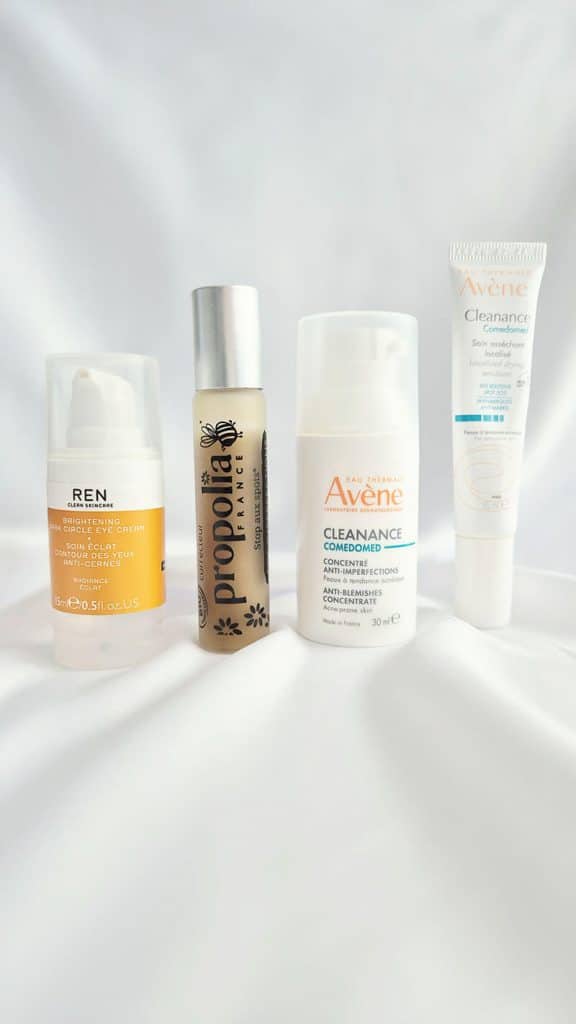 Produits routine acné adulte matin avec soin Avène Cleanance et roll-on Propolia