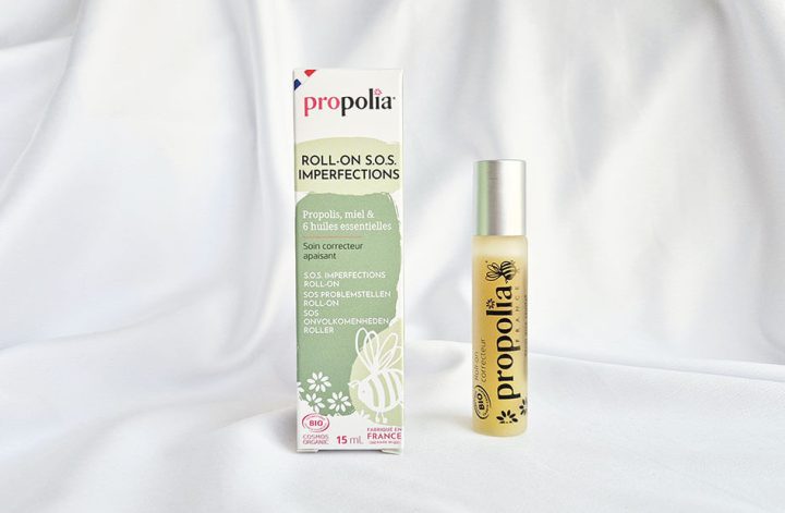 Roll-on SOS imperfections Propolia avec son nouveau packaging, soin bio anti-boutons à la propolis, au miel et aux huiles essentielles.