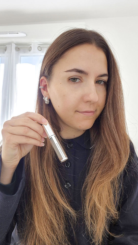 Mes sourcils après l’application du gel fixateur Mister Brow Groom de Givenchy.